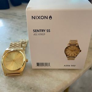 New Nixon watch